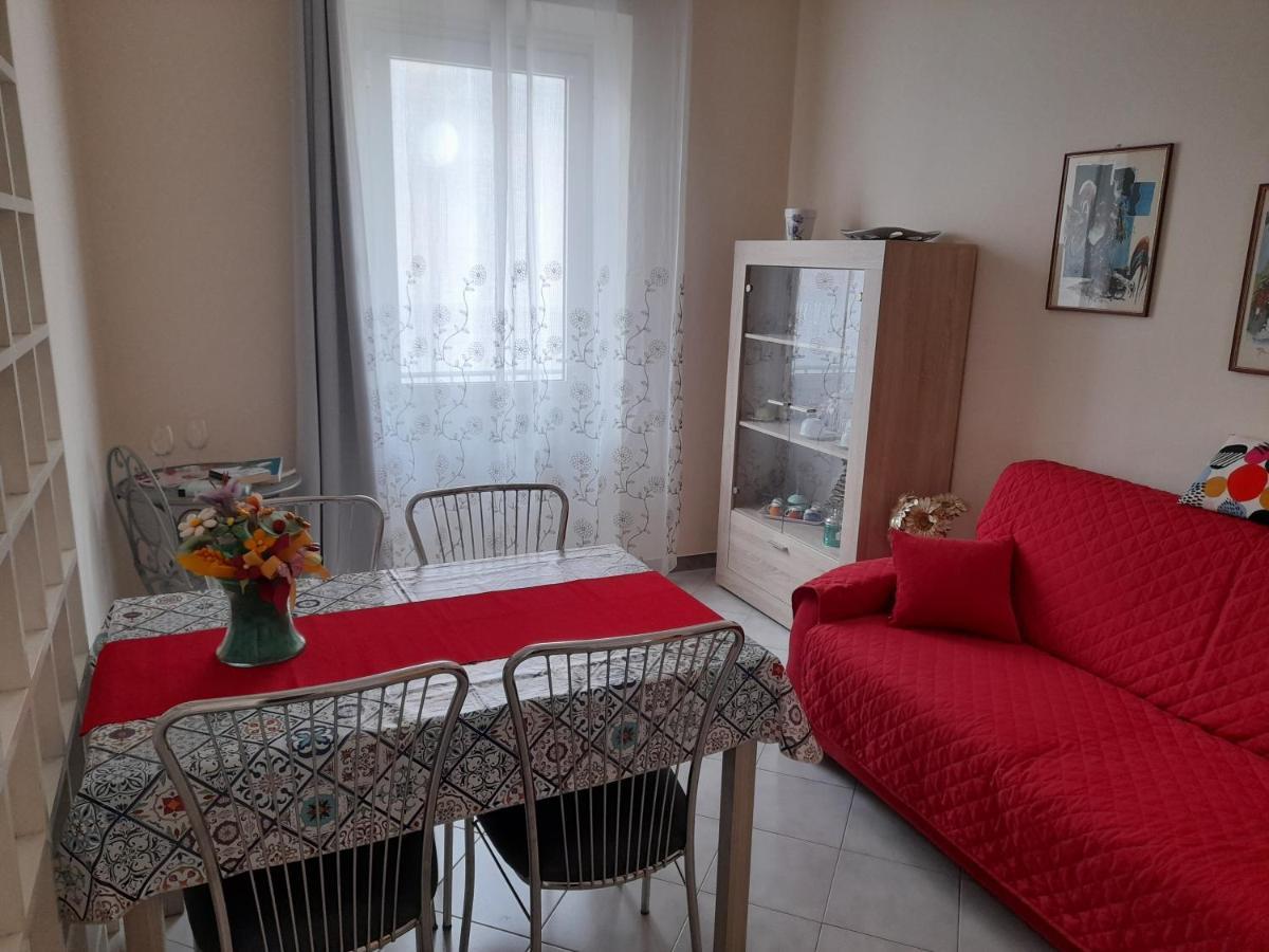Appartamento Centrale Con Garage 아스티 외부 사진