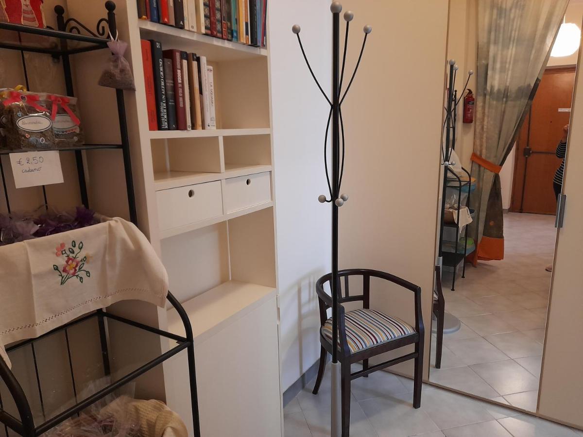 Appartamento Centrale Con Garage 아스티 외부 사진