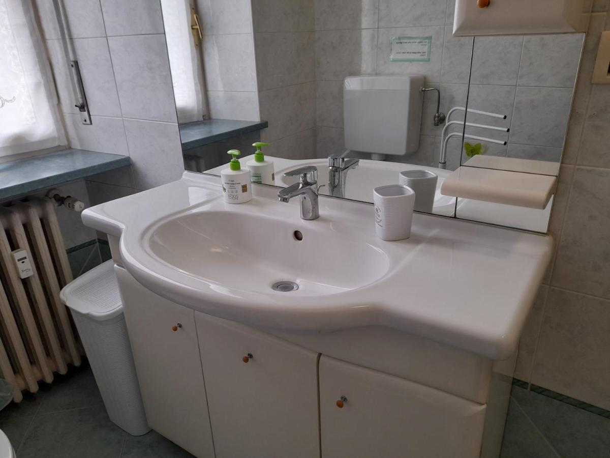 Appartamento Centrale Con Garage 아스티 외부 사진