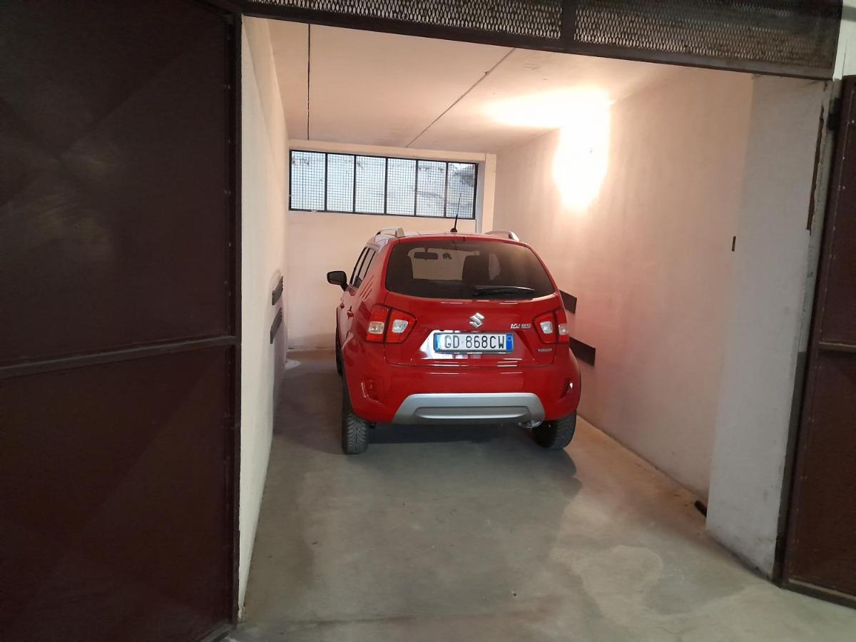 Appartamento Centrale Con Garage 아스티 외부 사진
