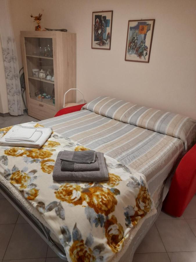 Appartamento Centrale Con Garage 아스티 외부 사진